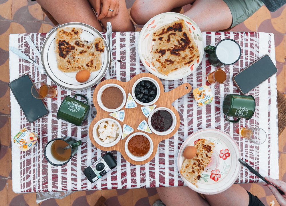 Cuisine locale maroc pendant l'atlas trail